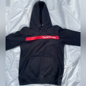 Black + Red The North Face Graphic Sweatshirt / Hoodie Size Small